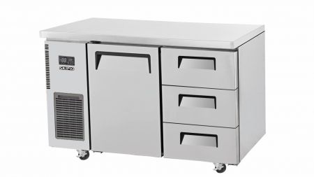 Skipio SUR12-3D-3 Underbench Fridge