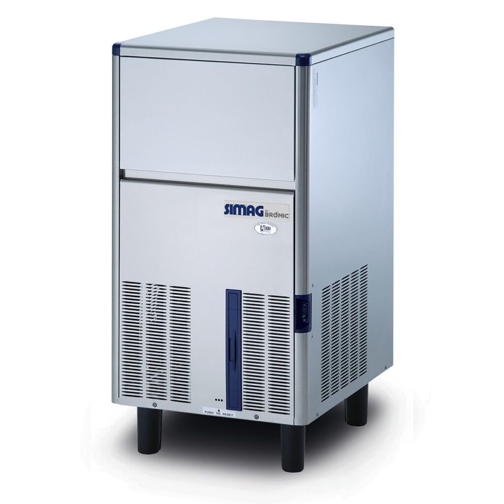 IM0043SSC Self-Contained 37kg Solid Cube Ice Machine